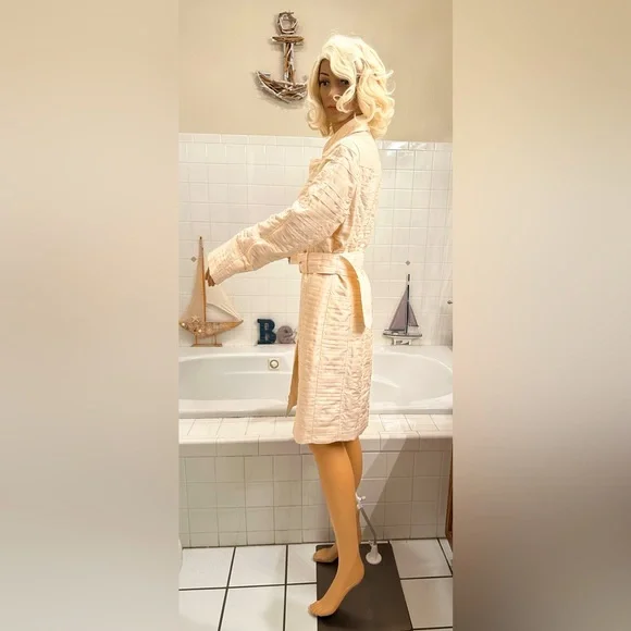 DESIGNER! DONCASTER COLLECTION!🌸100% SILK PEACOAT/DUSTER/White/Size-10 - Picture 4 of 16